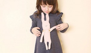 Acorn_navy_doll_Dress2