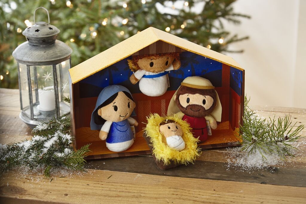 Hallmark itty bittys Nativity Set