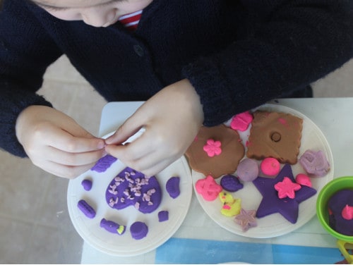 PLAY-DOH Sweet Shoppe FROSTING FUN BAKERY Playset