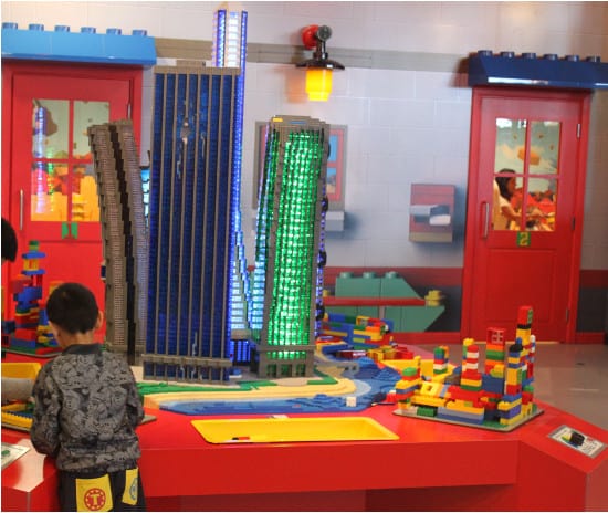 legoland earthquake