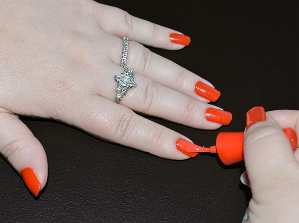 Bo-Po OMG Applying Polish