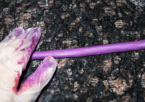 Rolling Fondant for the Rainbow