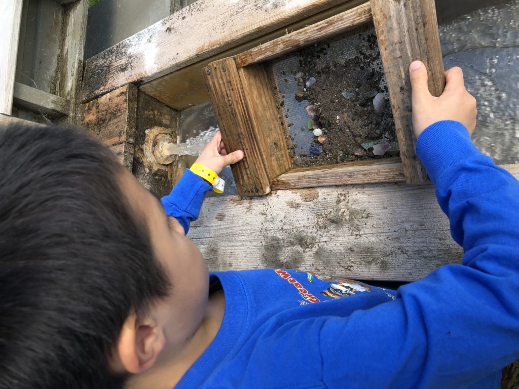 Scenic Caves gemstone mining